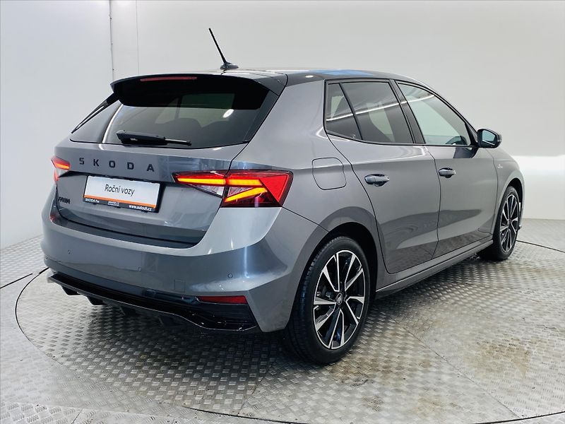 Škoda Fabia 1,0 TSI 85kW Monte Carlo - fotka 2 z 25