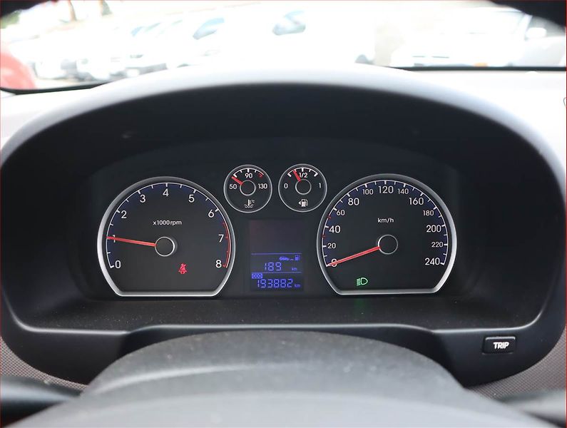 Hyundai i30 (2009) 1.4 CVVT, Serv.kniha - fotka 11 z 14