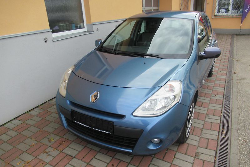 Renault Clio 1.2i  KLIMA  NAVIGACE - fotka 7 z 21