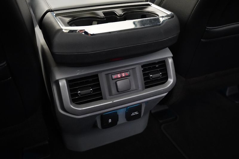 Ford F-150 - fotka 26 z 29