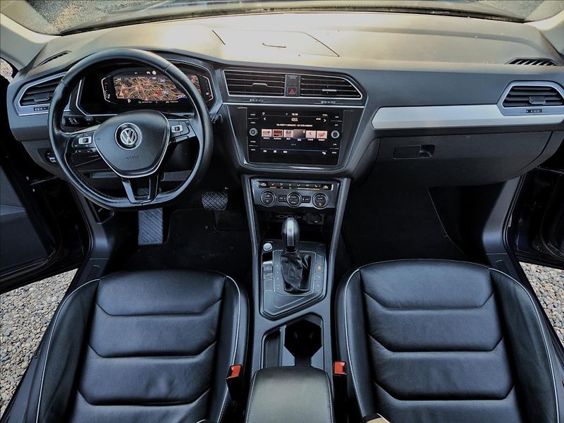 Volkswagen Tiguan 1,5 zálohováno - fotka 19 z 48