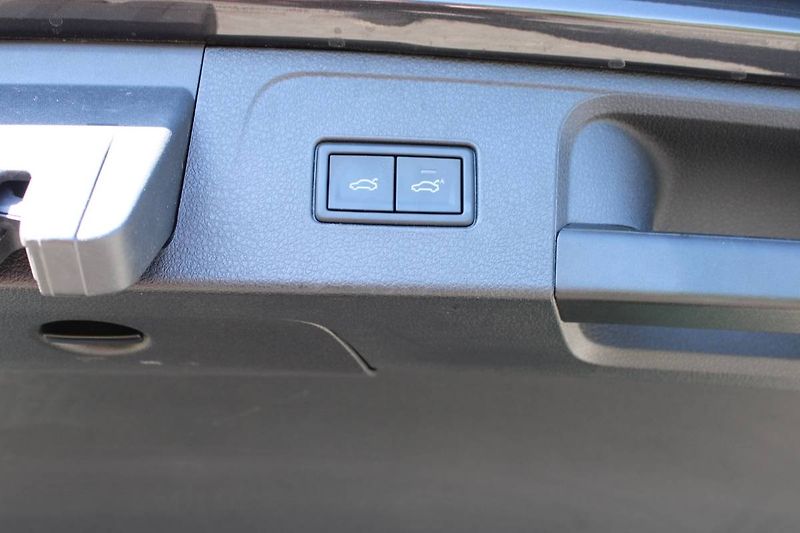 Volkswagen Passat (2022) 1.5 TSI 110kW DSG Head UP disp - fotka 35 z 35