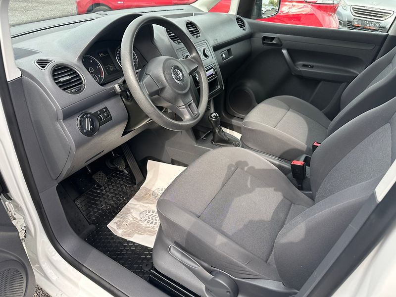 Volkswagen Caddy (2014) 1.6TDI 75kw  2-míst - fotka 8 z 30