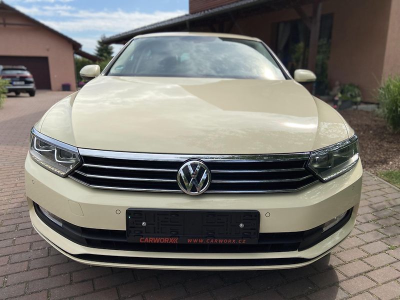 Volkswagen Passat (2017) 2.0Tdi 110kw DSG - fotka 2 z 38