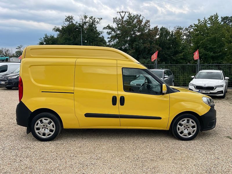 Fiat Dobló 1.6mJTD 77kW*CZ* 1.MAJ* - fotka 6 z 22