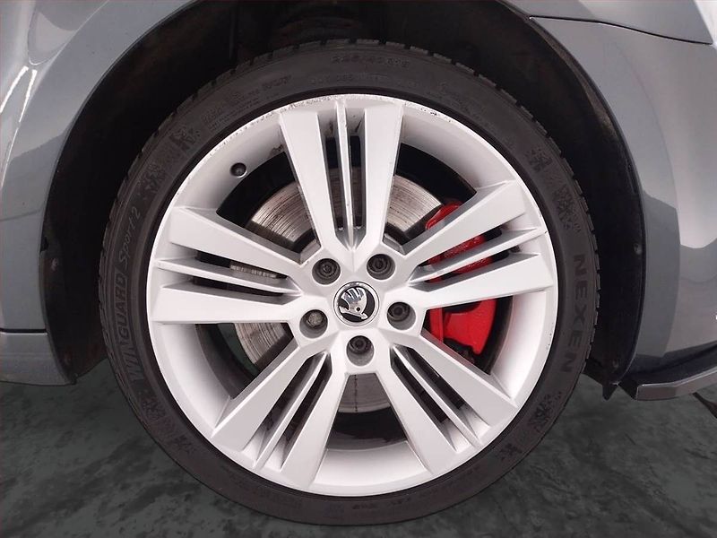 Škoda Octavia (2015) RS 2.0 TDI, Automat, Kůže - fotka 15 z 21