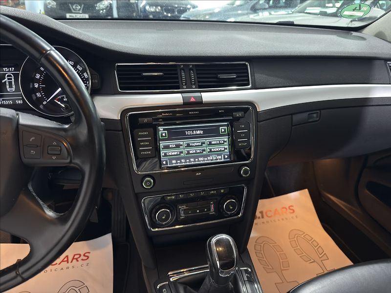 Škoda Superb 2,0   TDI 103KW ELEGANCE XEN - fotka 16 z 34