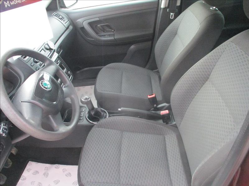 Škoda Fabia 1,2 TSI, digi klima, serviska, - fotka 13 z 32