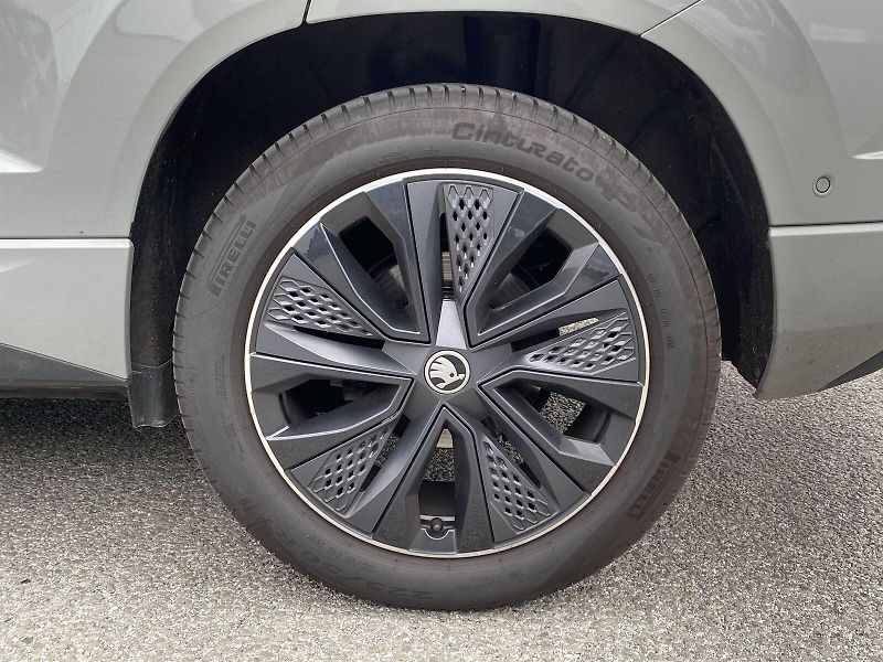 Škoda Karoq (2025) 2.0 TDI 4x4 DSG SportLine - fotka 36 z 40