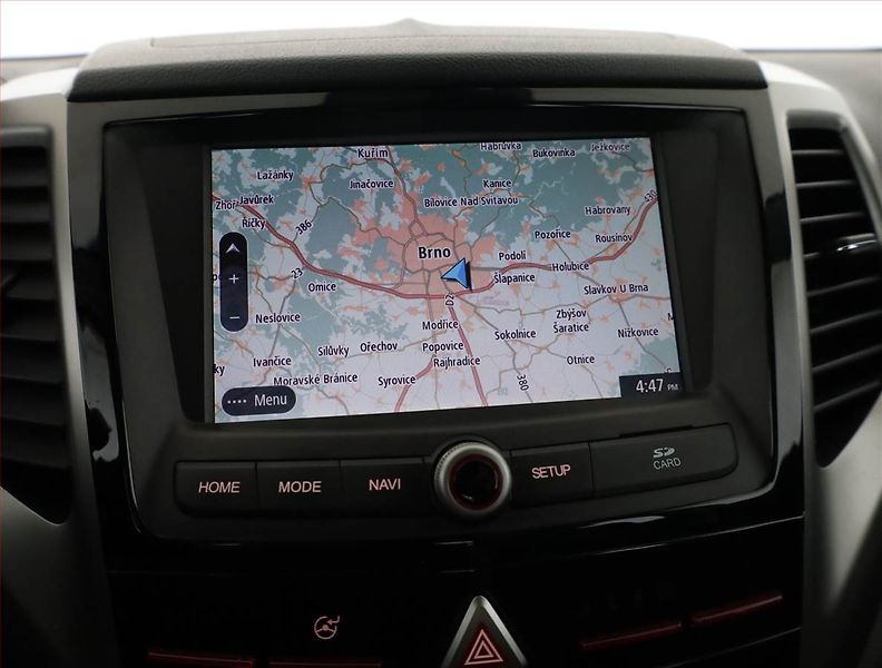 SsangYong Tivoli (2019) 1.6 e-XDi, 4X4, Serv.kniha - fotka 15 z 17