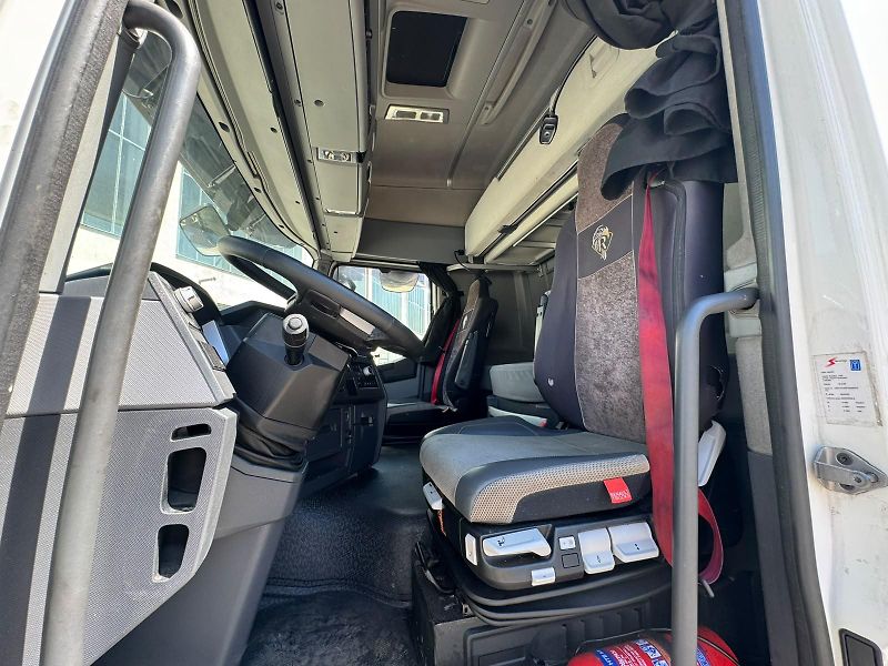 Renault Trucks T (2014) T 460, LOWDECK,EURO 6, - fotka 10 z 17