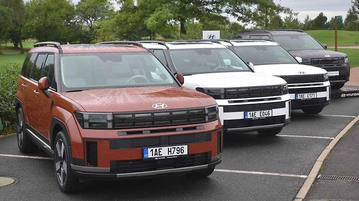 Prodeje páté generace Hyundai Santa Fe právě startují