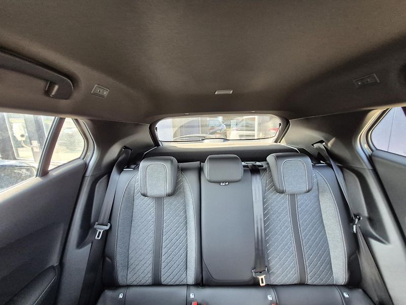 Peugeot 2008 (2026) ALLURE Turbo 100 MAN6 - fotka 23 z 23