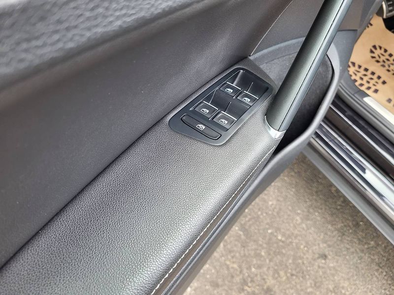Volkswagen Golf 2.0 TDI GTD DSG Záruka 2roky - fotka 11 z 45
