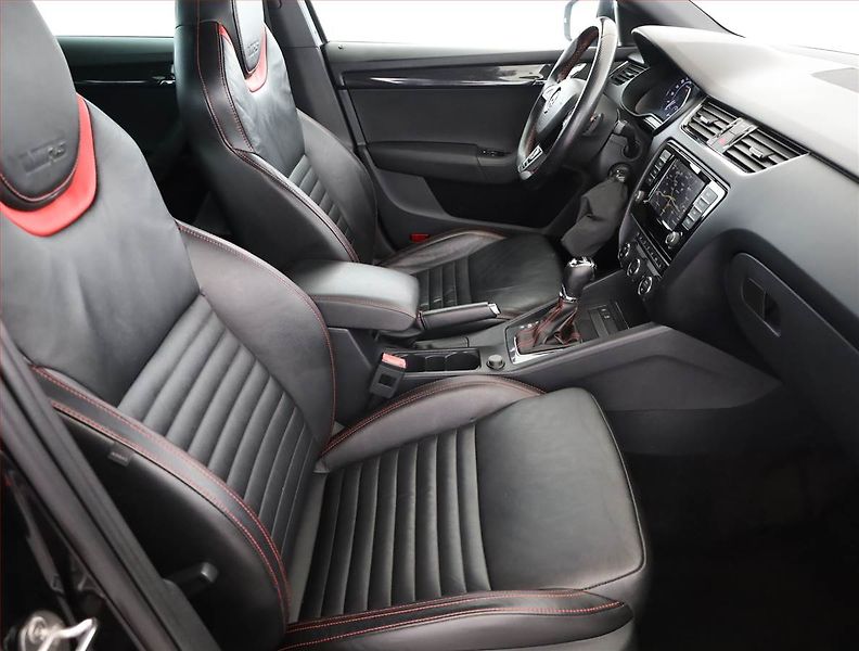 Škoda Octavia (2016) RS 2.0 TDI, Automat, Kůže - fotka 7 z 20