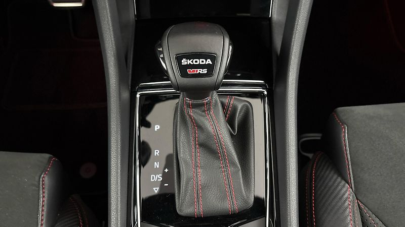 Škoda Kodiaq 2.0 TSI DSG 4x4 RS - fotka 26 z 30