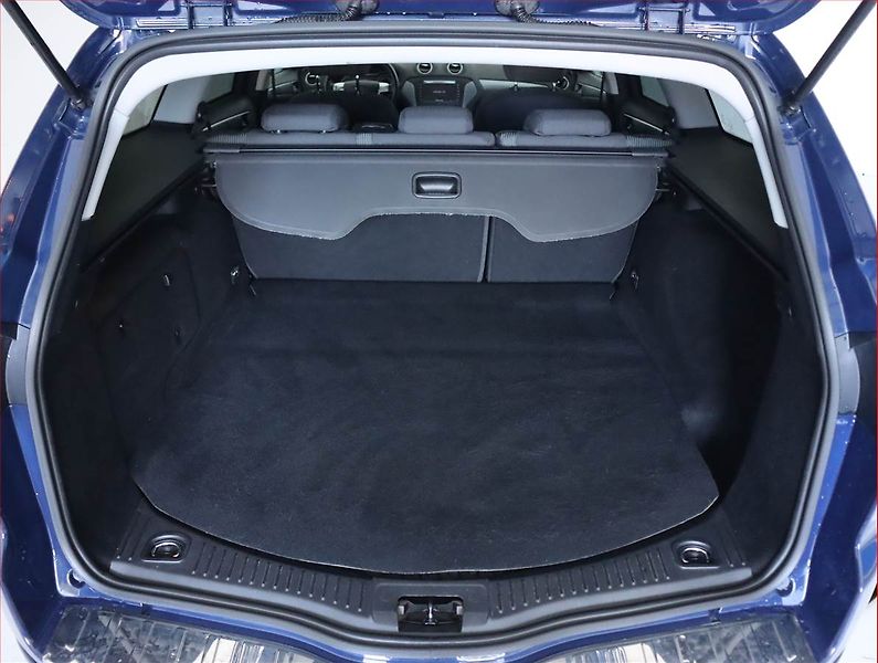 Ford Mondeo (2013) 2.0 TDCi, Automat, Navi - fotka 14 z 19