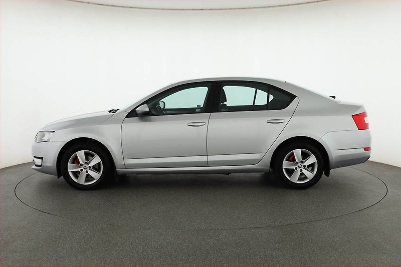 Škoda Octavia (2014) 2.0 TDI, Automat, Serv.kniha - fotka 3 z 13