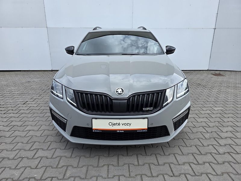 Škoda Octavia Combi 2,0 TDi 135 kW RS - fotka 4 z 23