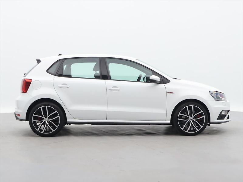 Volkswagen Polo 1.8 TSI 141kW GTI DSG 1.Majite - fotka 8 z 33