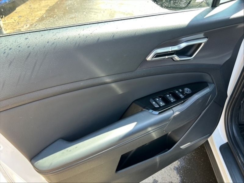 Kia Sportage 1,6 TGDI 110 TOP AT 5d - fotka 11 z 11