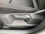 Škoda Karoq (2023) 2.0 TDi, Tour, DSG, LED, - náhled 13