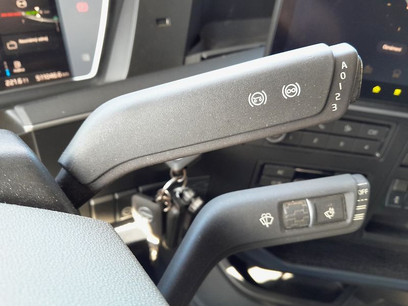 Volvo FH 460 I-Safe LowDeck - fotka 23 z 42
