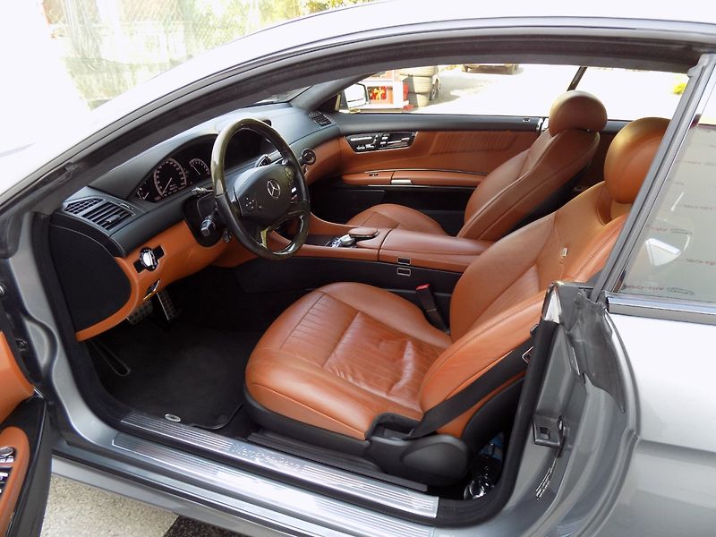 Mercedes-Benz CL (2010) 500 AMG/4-Matic/Designo/ - fotka 10 z 42