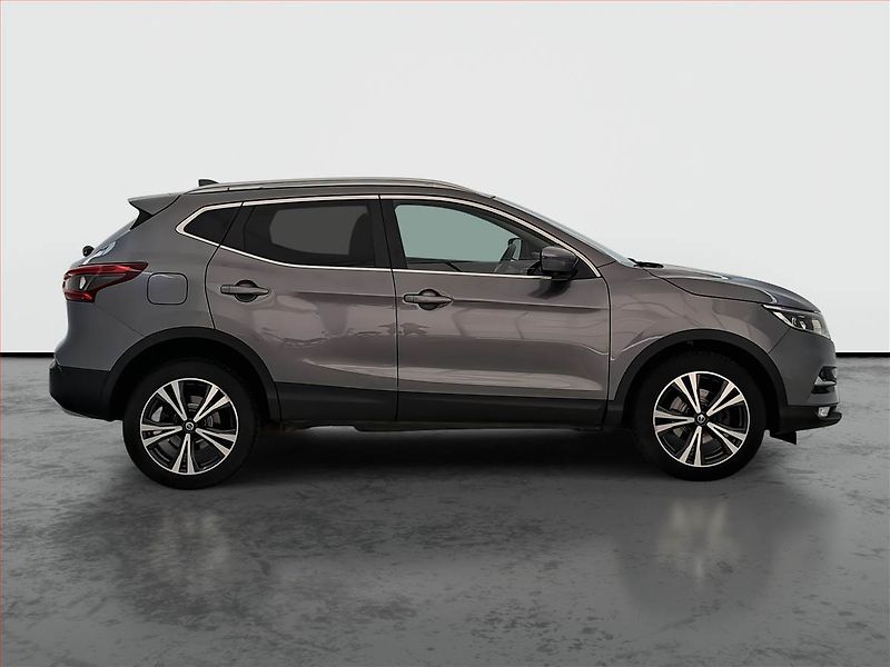 Nissan Qashqai (2020) 1.3 DIG-T, Automat, Serv.kniha - fotka 6 z 21