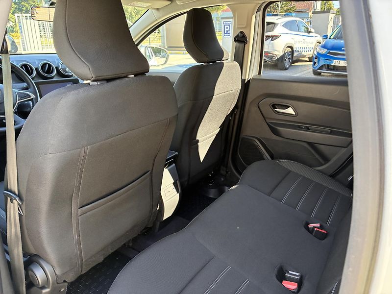 Dacia Duster 1.0TCe 67kW LPG PRESTIGE NAVI - fotka 12 z 39