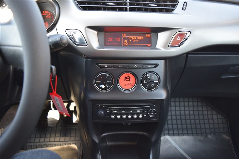 Citroën C3 1,2 66kw DIG.KLIMA BEZ KOROZE - fotka 28 z 36