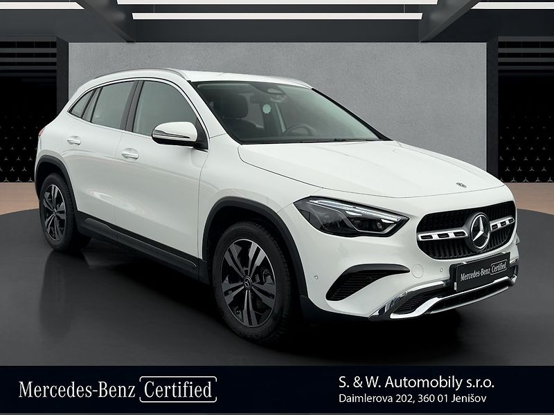 Mercedes-Benz GLA 180 d - fotka 3 z 30