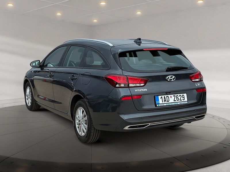 Hyundai i30 (2024) COMFORT 1.0TGDI 88kW CZ DPH - fotka 4 z 11