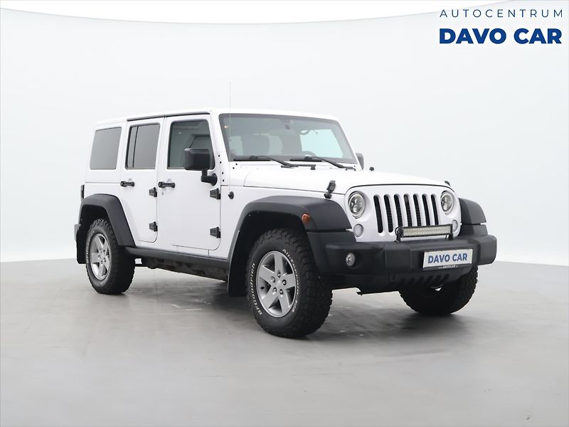 Jeep Wrangler 2,8 CRD 147 kW Unlimited Sport - fotka 1 z 33