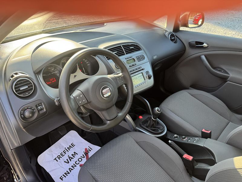 Seat Altea XL,1.4TSi,rezervace - fotka 15 z 43