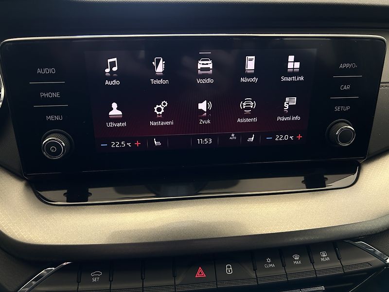 Škoda Octavia 1.5 TSI Ambition - fotka 9 z 23