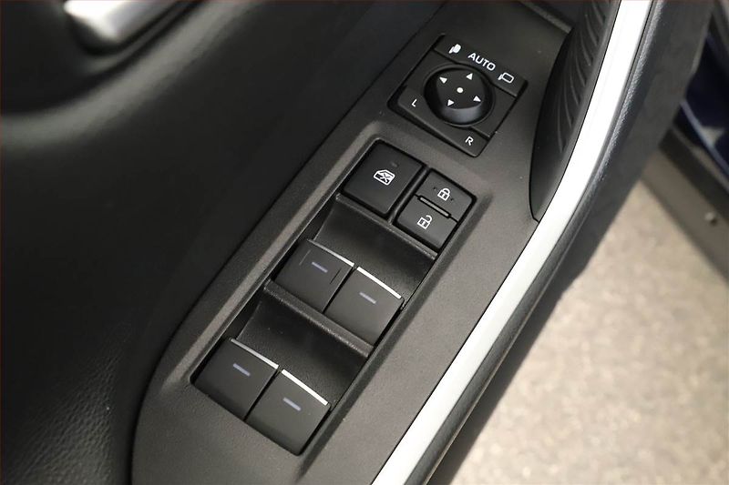 Toyota RAV4 (2025) 2.5 Hybrid, Kamera - fotka 18 z 19