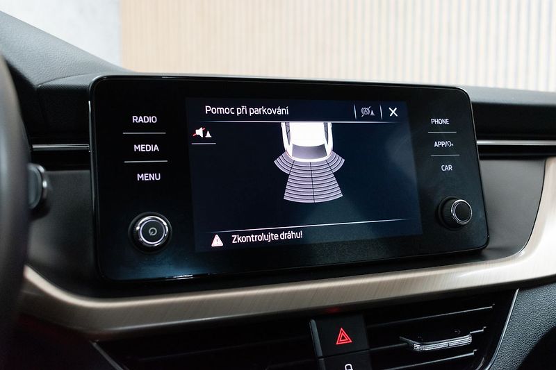 Škoda Scala 1.0 TSI G-TEC STYLE*DPH*ČR 1.M - fotka 23 z 38