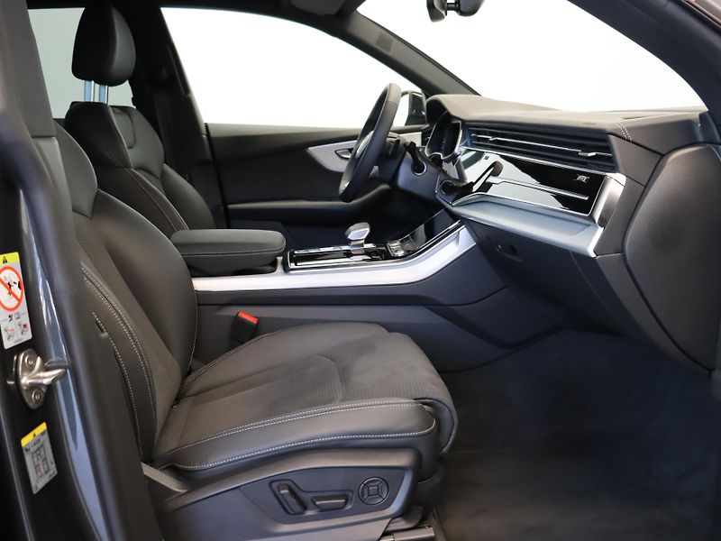 Audi Q8 50 TDI quattro tiptronic - fotka 12 z 29