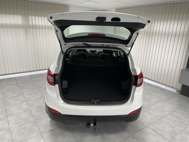 Hyundai ix35 1.6 GDi ČR REZERVACE  - fotka 27 z 27