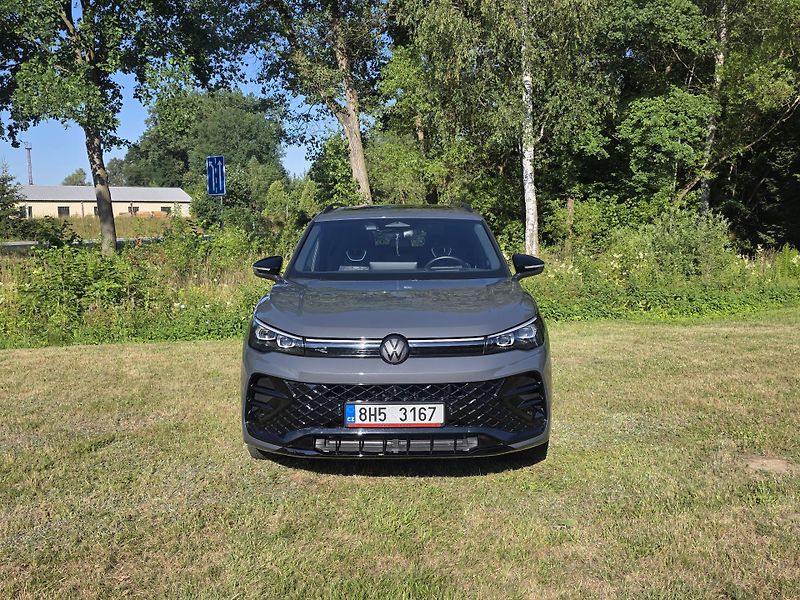 Volkswagen Tiguan (2025) Tiguan R-Line 1,5 eTSI - Stav  - fotka 2 z 16