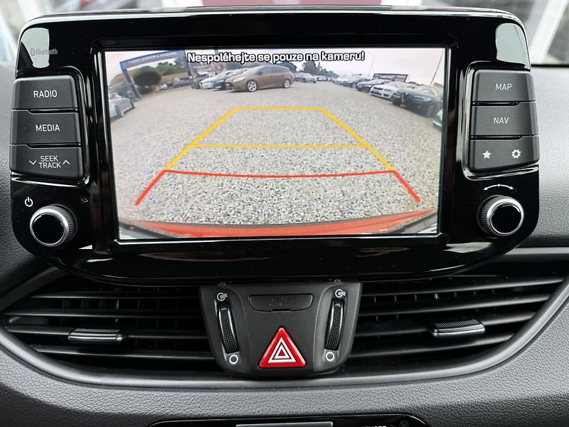 Hyundai i30 1,4 T-GDI DCT Style Automat ČR - fotka 28 z 42