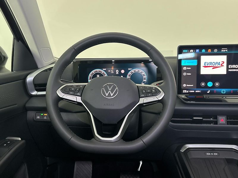 Volkswagen T-Roc (2026) SUV - fotka 18 z 28