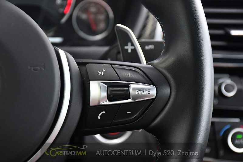BMW M4 3.0i 45tKM!! ČR DPH LED - fotka 25 z 53