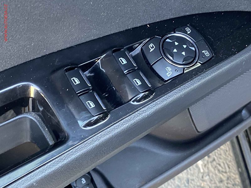 Ford Mondeo (2016) 1.5TDCi, ČR, AC, tempo - fotka 11 z 19