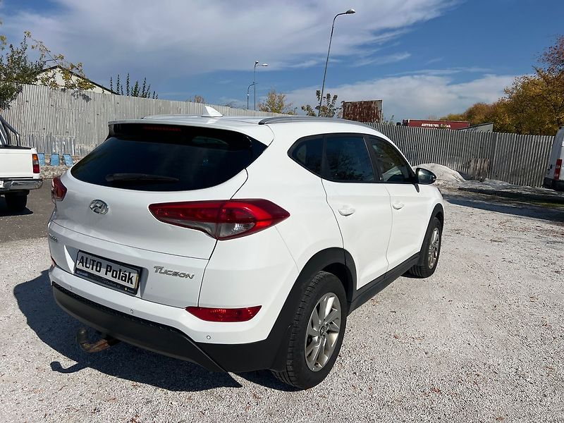 Hyundai Tucson 1,7 CRdi - fotka 12 z 15