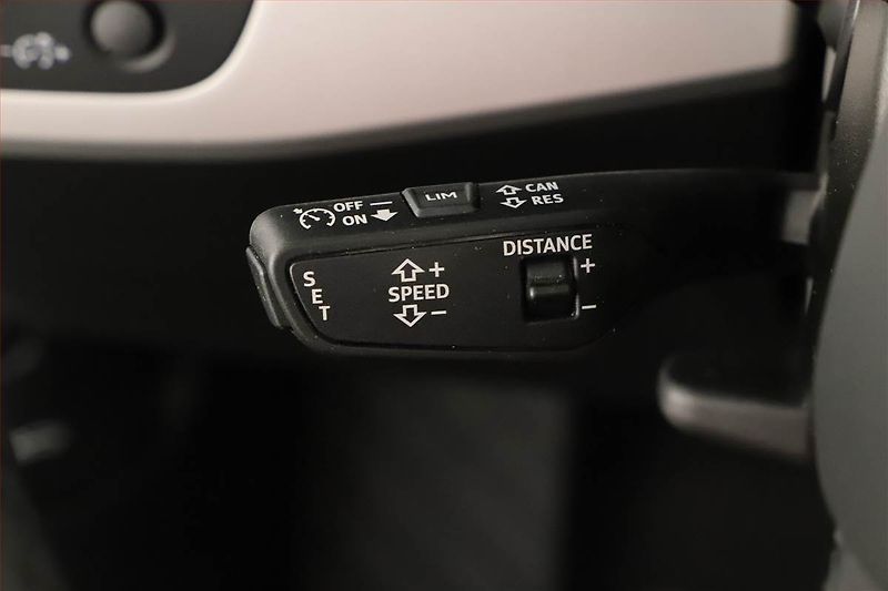 Audi A5 (2024) 40 TFSI - fotka 20 z 24