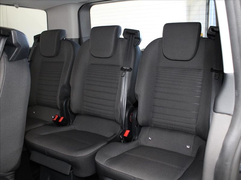 Ford Tourneo Custom 2,0 EB 95kW MT L1 Titan.8-míst - fotka 8 z 21