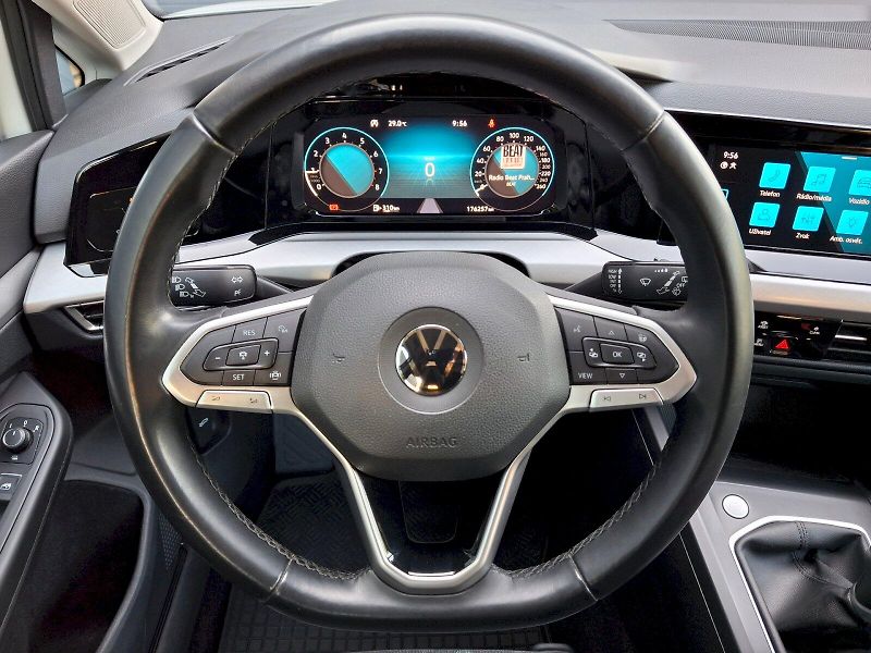 Volkswagen Golf (2020) Life 1,5TSi 96kW - fotka 15 z 33