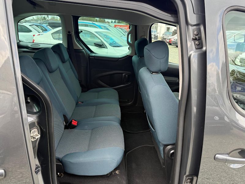 Citroën Berlingo 1.6 HDI MULTISPACE - fotka 11 z 13